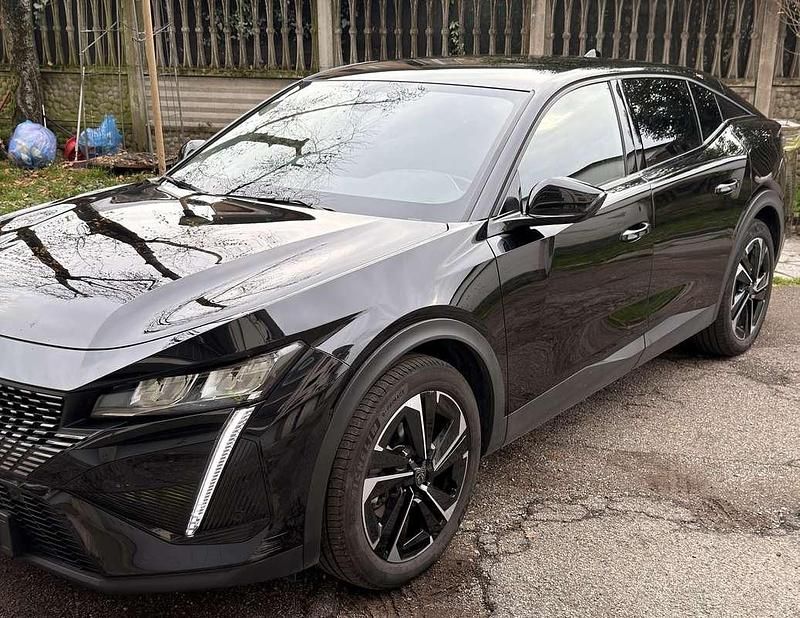 Usata Peugeot 408 Allure 131 CV (96 kW) 2023 Berlina