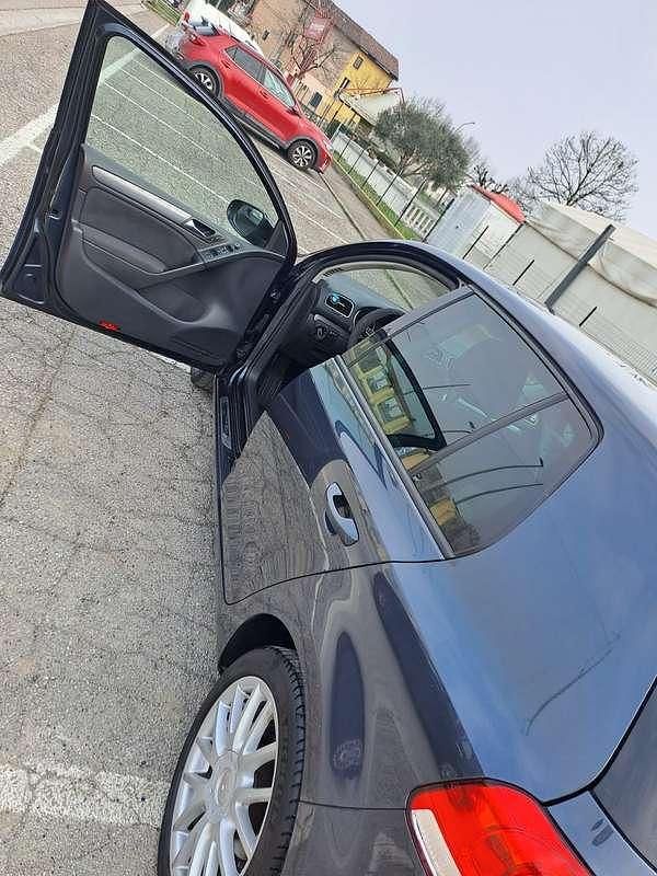 Usata VW Golf VI Highline 105 CV (77 kW) 2010 Utilitaria