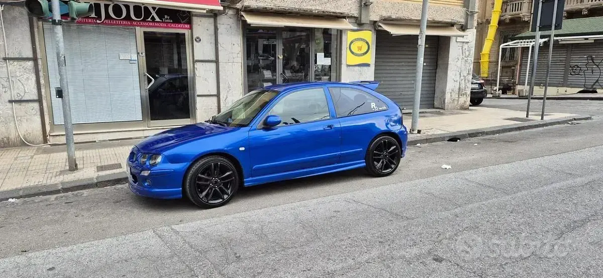 Usata MG ZR 103 CV (75 kW) 2003 Blu Utilitaria