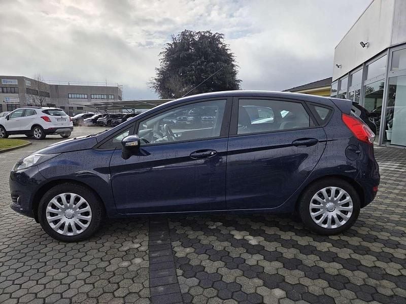 Usata Ford Fiesta 58 CV (42 kW) 2015 Blu/azzurro Berlina