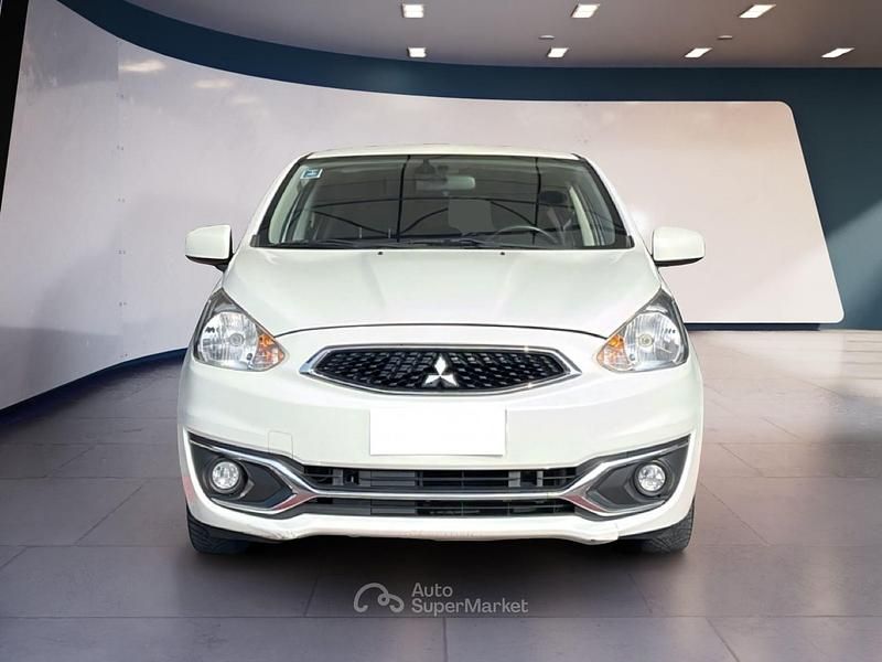 Usata Mitsubishi Space Star Invite 71 CV (52 kW) 2018 Bianco Utilitaria