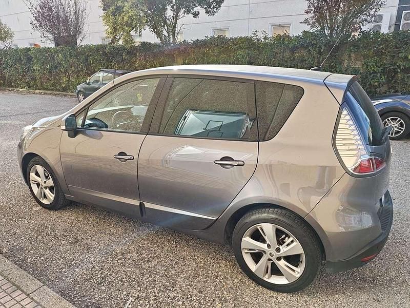 Usata Renault Scénic III 131 CV (96 kW) 2013 Grigio Monovolume