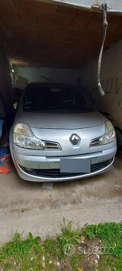Usata Renault Modus 75 CV (55 kW) 2008 Grigio Monovolume
