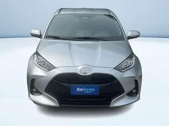 Usata Toyota Yaris Hybrid Lounge 2024 Grigio Berlina