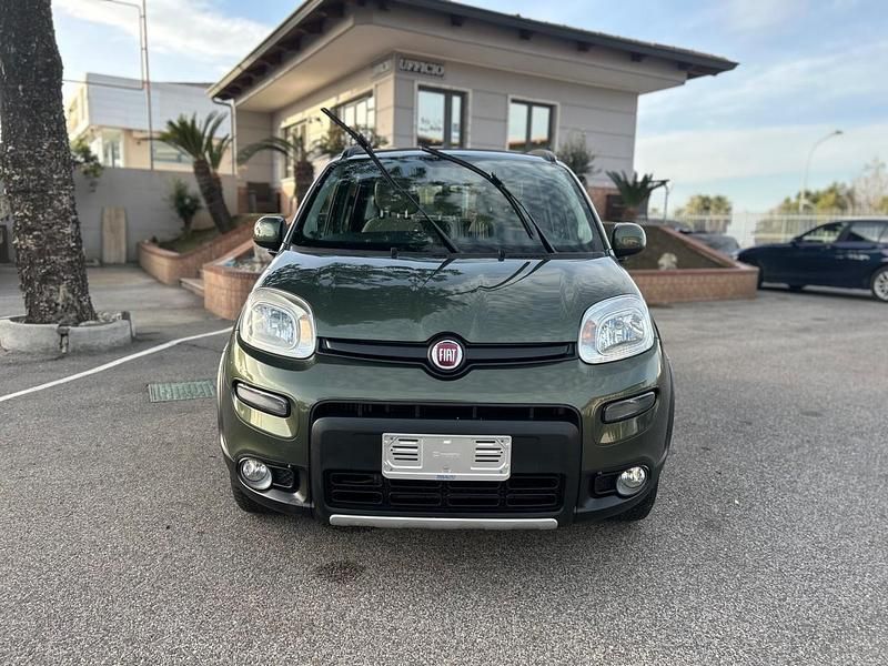 Usata Fiat Panda 4x4 74 CV (54 kW) 2014 Verde Utilitaria