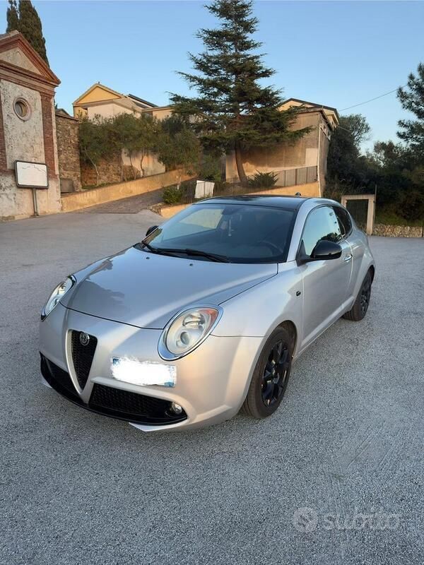 Usata Alfa Romeo MiTo 79 CV (58 kW) 2009 Grigio Utilitaria