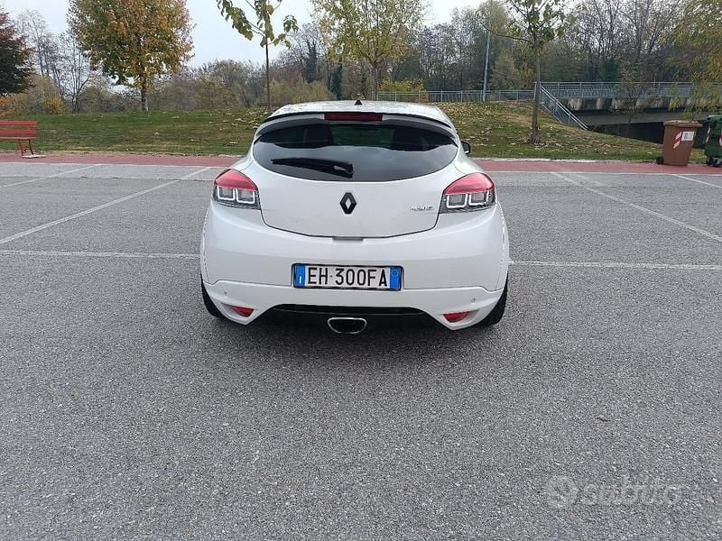 Usata Renault Mégane III R.S. 250 CV (183 kW) 2011