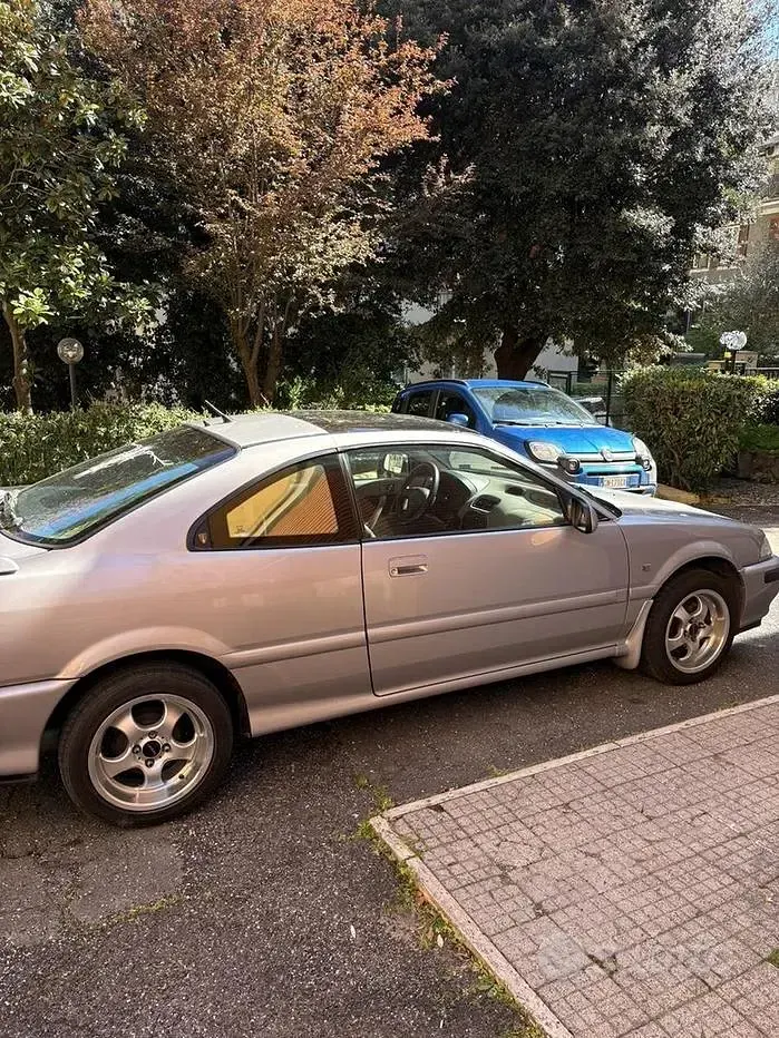 Usata Rover 216 111 CV (81 kW) 1997 Grigio Coupé