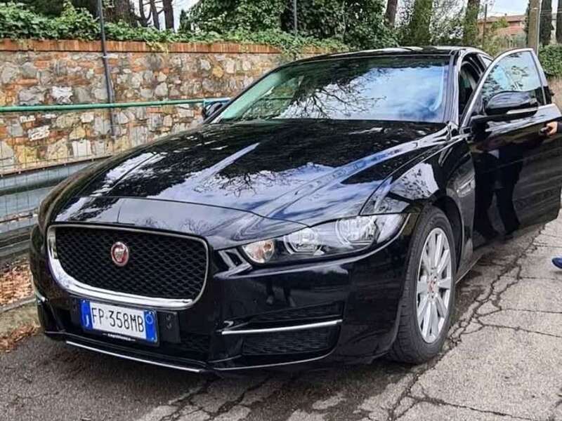 Usata Jaguar XE Business Edition 180 CV (132 kW) 2018 Nero Berlina