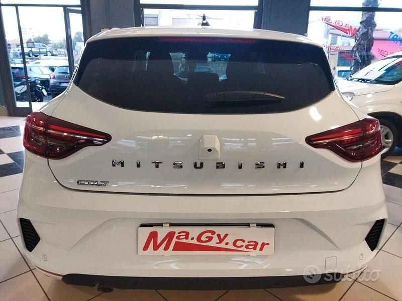 Usata Mitsubishi Colt Invite 91 CV (66 kW) 2024 Bianco Utilitaria