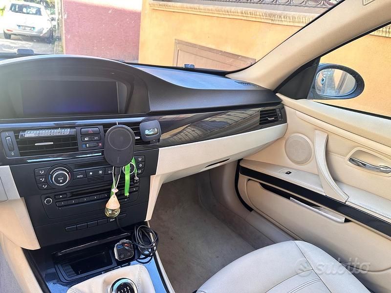 Usata BMW 320 2009 Nero Coupé