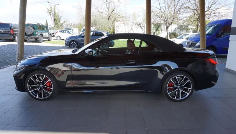 Usata BMW 440 M Sport 374 CV (275 kW) 2023 Nero Cabrio