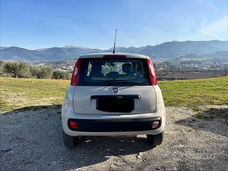 Usata Fiat Panda 85 CV (62 kW) 2017 Utilitaria