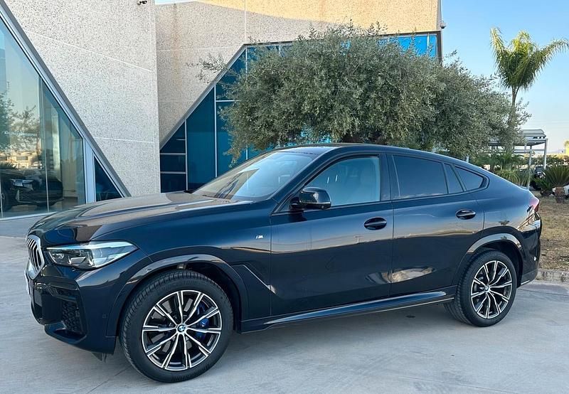 Usata BMW X6 M Sport 340 CV (250 kW) 2022 Nero SUV