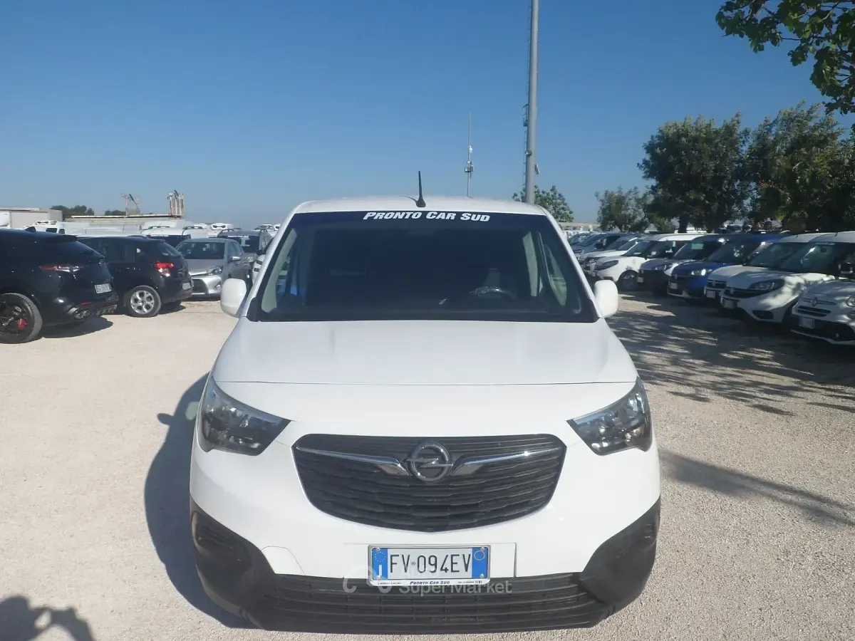 Usata Opel Combo 101 CV (74 kW) 2020 Bianco Monovolume