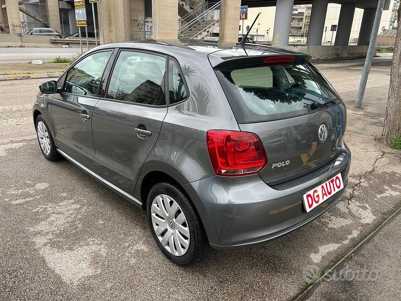 Usata VW Polo 74 CV (54 kW) 2011 Grigio Berlina