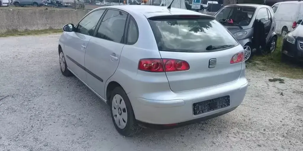 Usata Seat Ibiza 75 CV (55 kW) 2004 Utilitaria