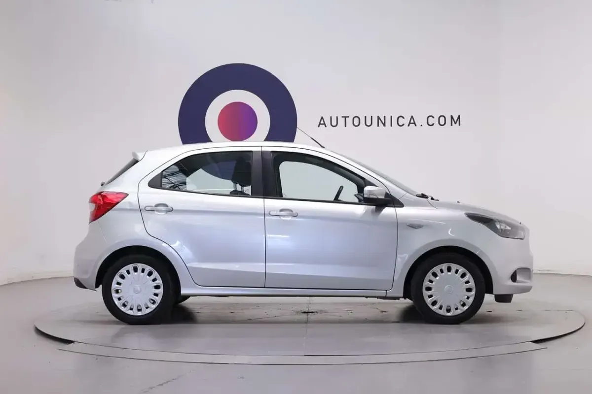 Usata Ford Ka Ultimate 86 CV (63 kW) 2017 Grigio Berlina