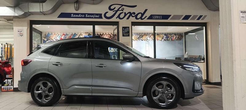 Usata Ford Kuga ST-Line 151 CV (111 kW) 2025 Argento SUV