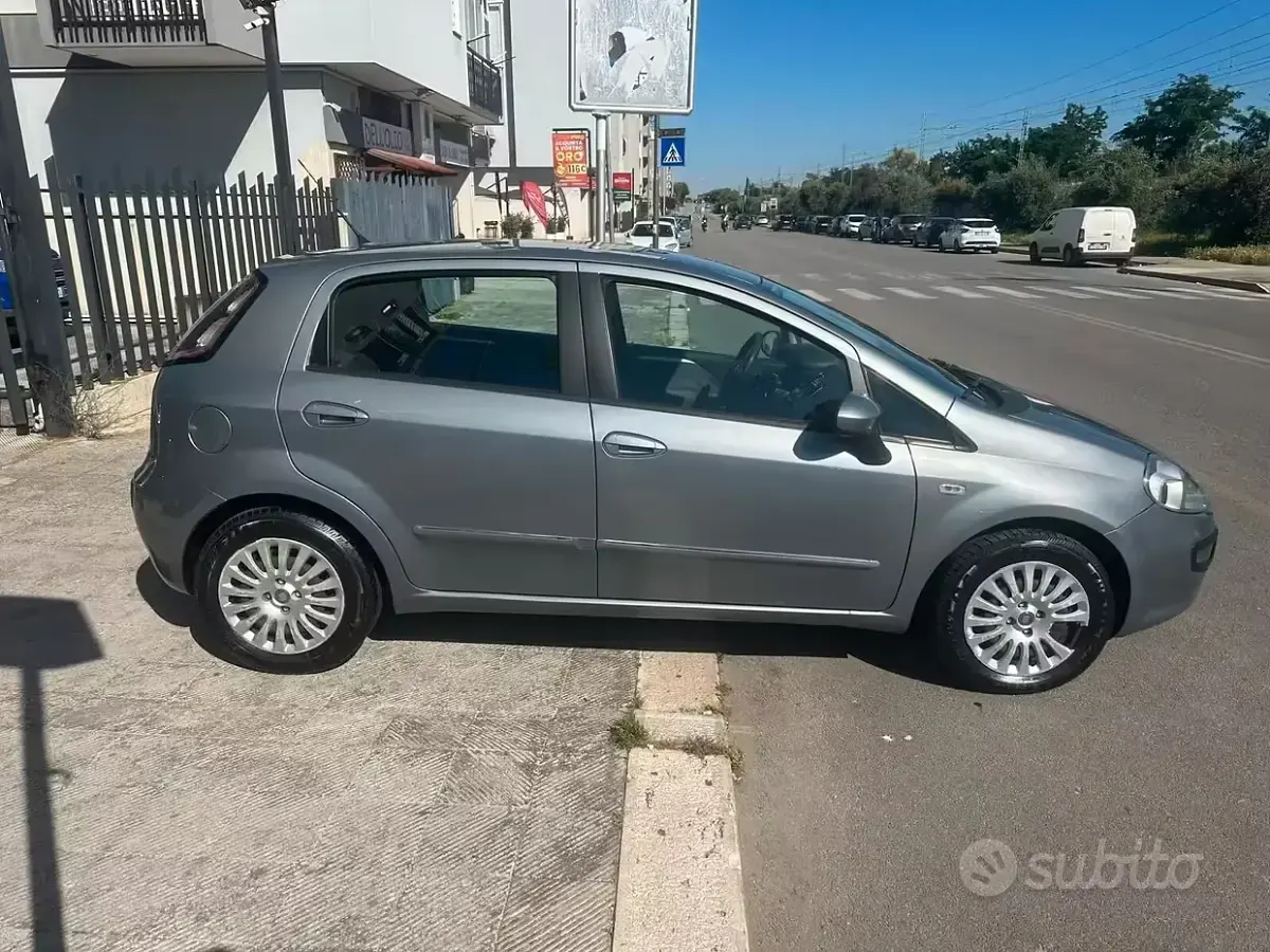 Usata Fiat Punto Evo S 75 CV (55 kW) 2012 Grigio Utilitaria