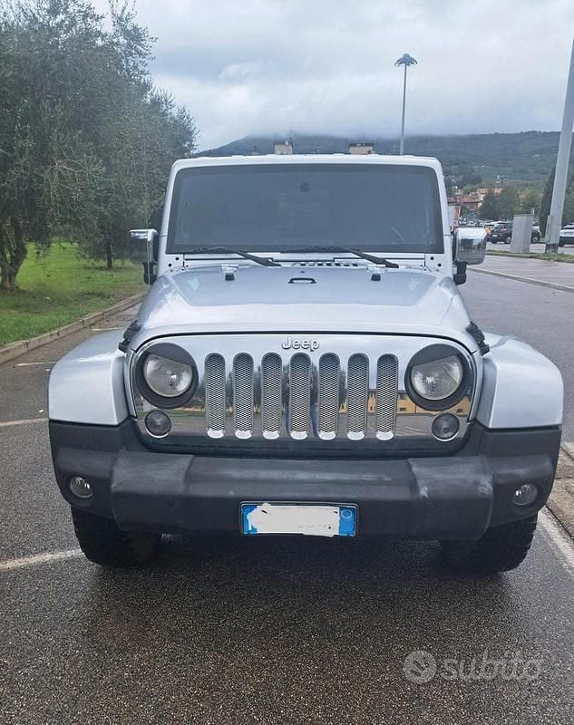 Grigio Usata 2008 Jeep Wrangler Sahara SUV | 12.900 € (Super prezzo) - Immagine 1/4