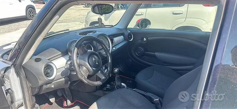 Usata Mini Cooper 120 CV (88 kW) 2007 Grigio Utilitaria