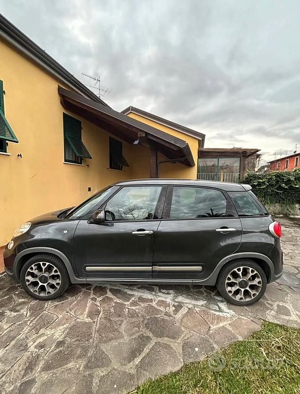 Usata Fiat 500L Trekking 95 CV (69 kW) 2016 Grigio Monovolume