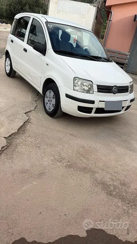 Usata Fiat Panda 69 CV (50 kW) 2007 Bianco Utilitaria
