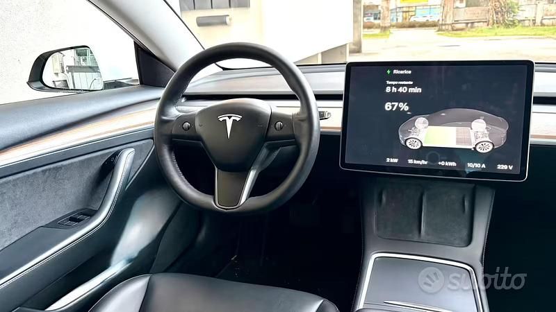 Usata Tesla Model 3 RWD 208 kW (283 CV) 2021 Bianco Berlina