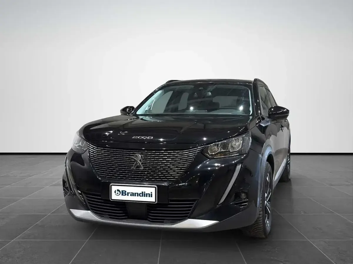 Usata Peugeot 2008 Allure 131 CV (96 kW) 2022 SUV