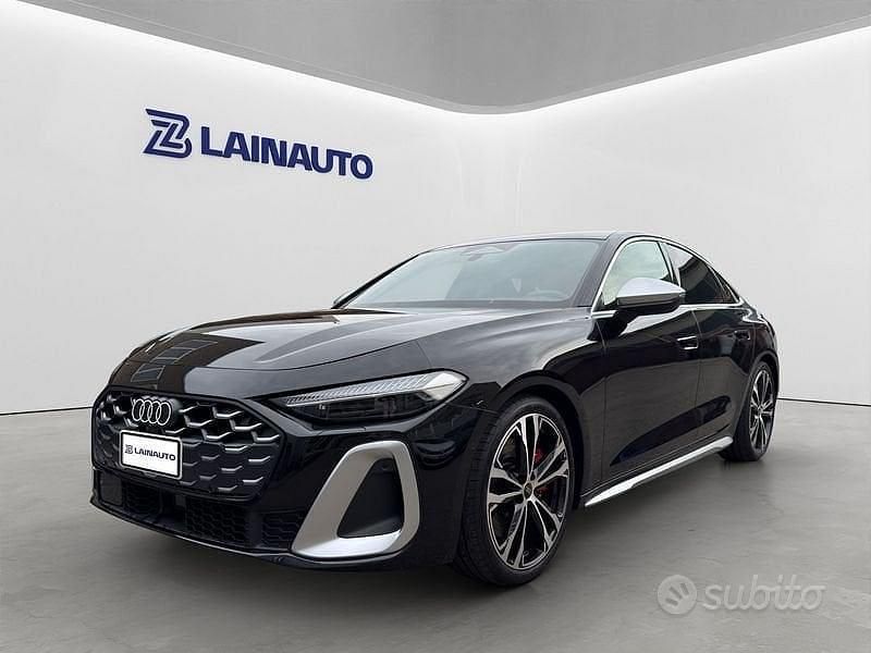 Nuova Audi A5 2025 Nero Station wagon