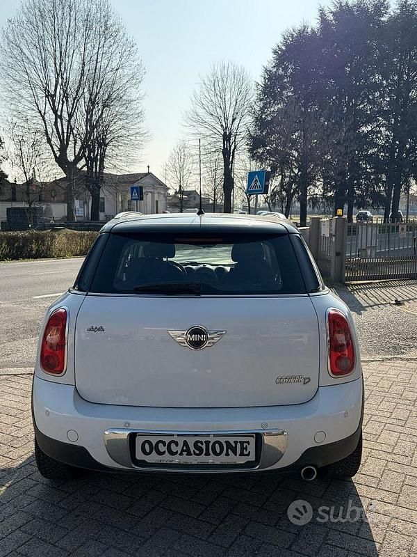 Usata Mini Cooper D Countryman 111 CV (81 kW) 2012 Bianco SUV