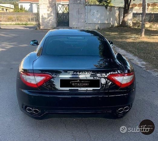 Usata Maserati Granturismo 440 CV (323 kW) 2010 Nero Coupé
