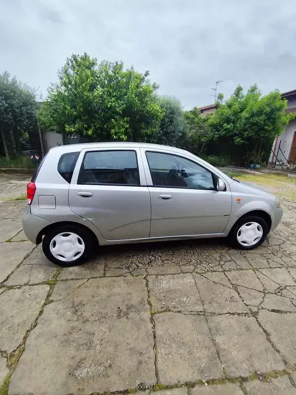 Usata Chevrolet Kalos SE Plus 72 CV (52 kW) 2004 Berlina