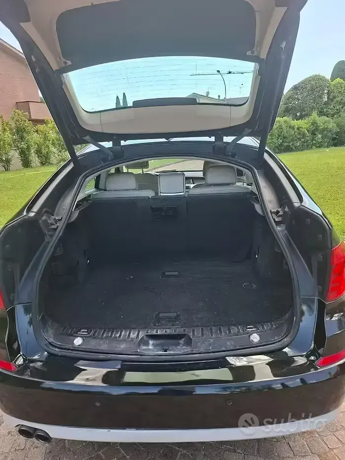 Usata BMW 530 2010 Nero Coupé