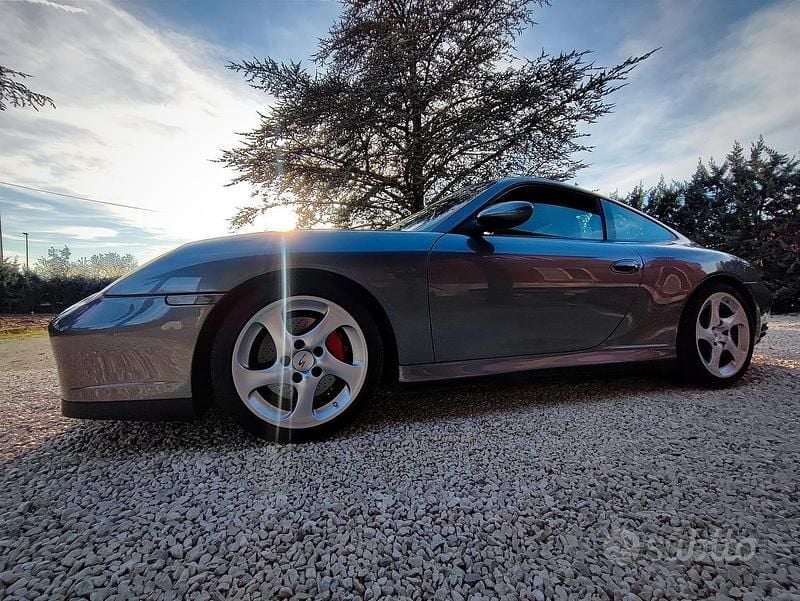 Usata Porsche 911 320 CV (235 kW) 2003 Grigio Coupé