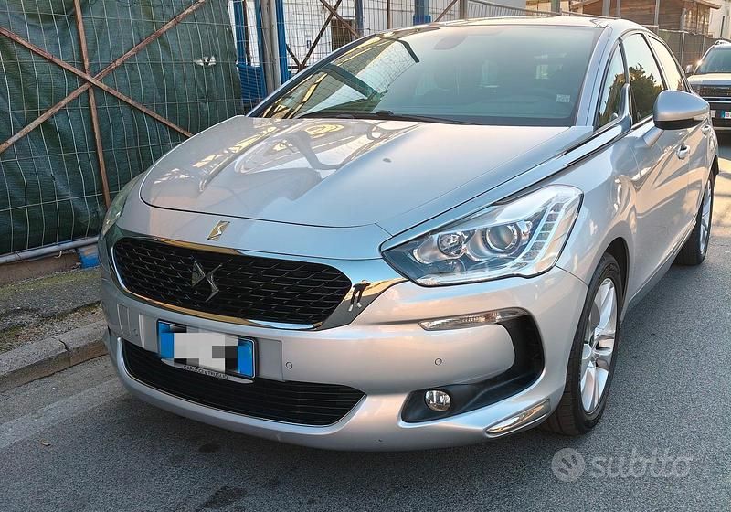 Usata DS Automobiles DS5 120 CV (88 kW) 2015 Grigio Utilitaria