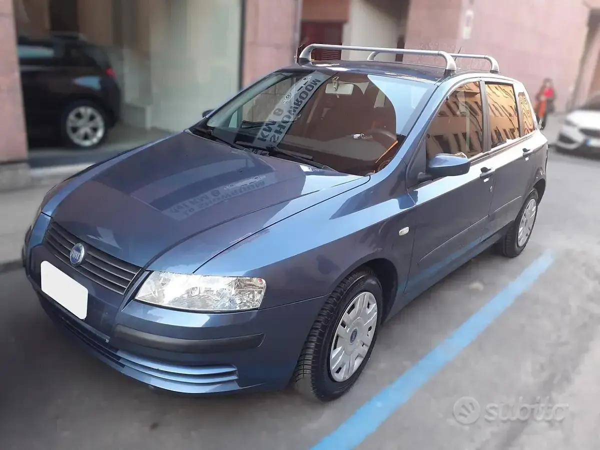 Usata Fiat Stilo 103 CV (75 kW) 2001 Utilitaria