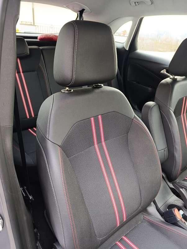 Usata Opel Crossland X GS Line 110 CV (80 kW) 2021 Argento SUV