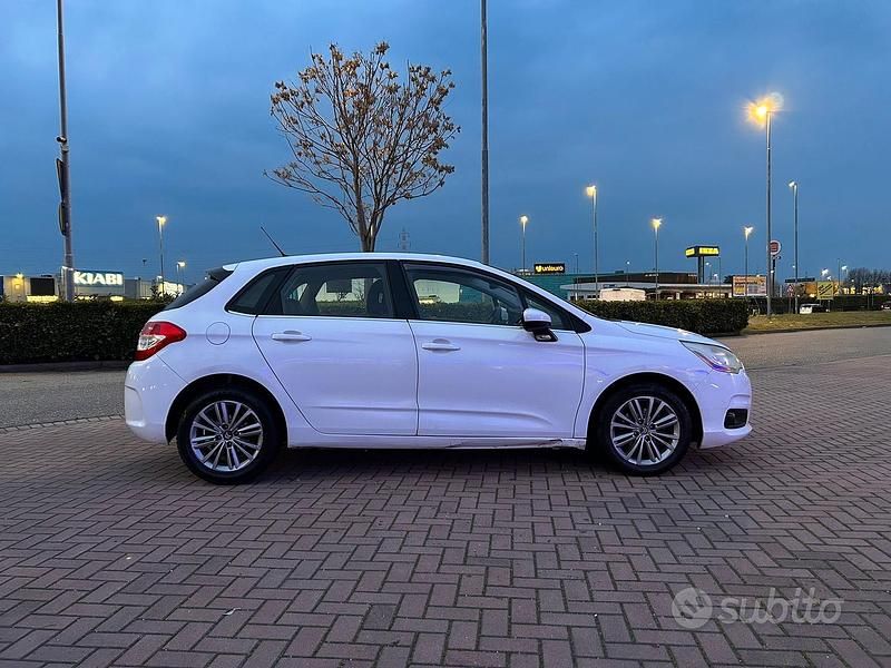 Usata Citroën C4 92 CV (67 kW) 2013 Bianco Berlina