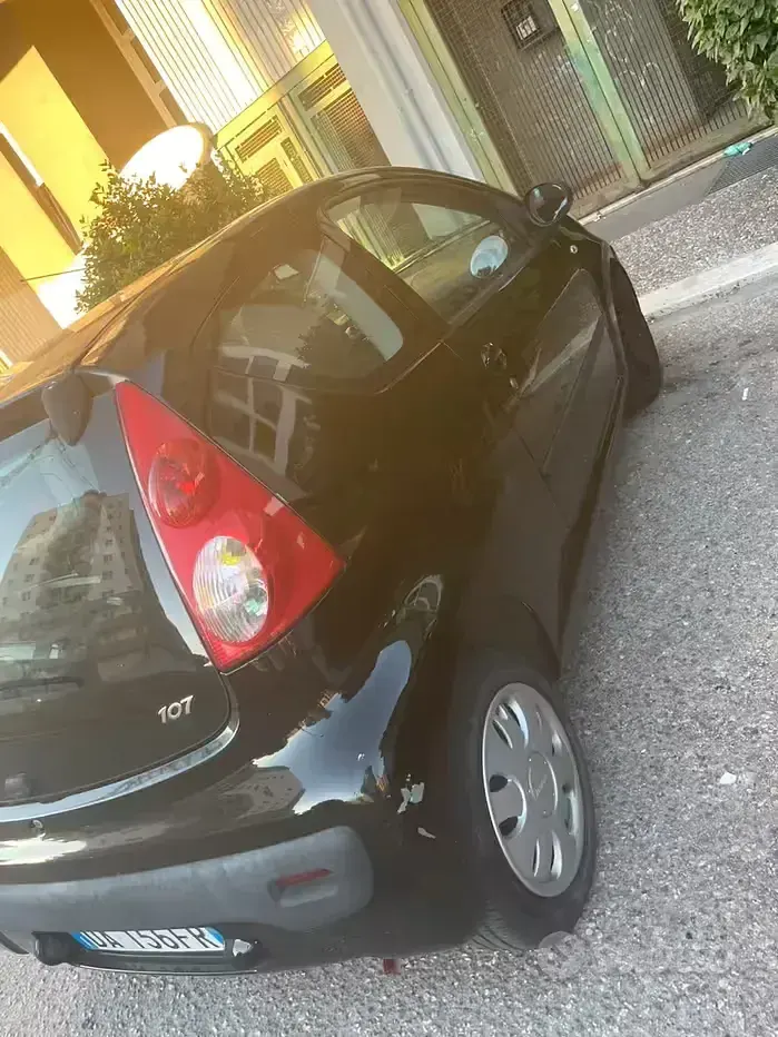 Usata Peugeot 107 68 CV (50 kW) 2006 Nero Utilitaria
