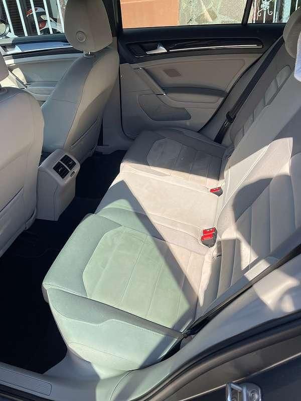 Usata VW Golf VII Highline 116 CV (85 kW) 2017 Berlina