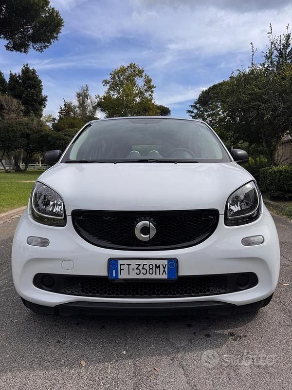 Bianco Usata 2018 Smart ForFour Due volumi | 13.500 € (Buon prezzo) - Immagine 1/4