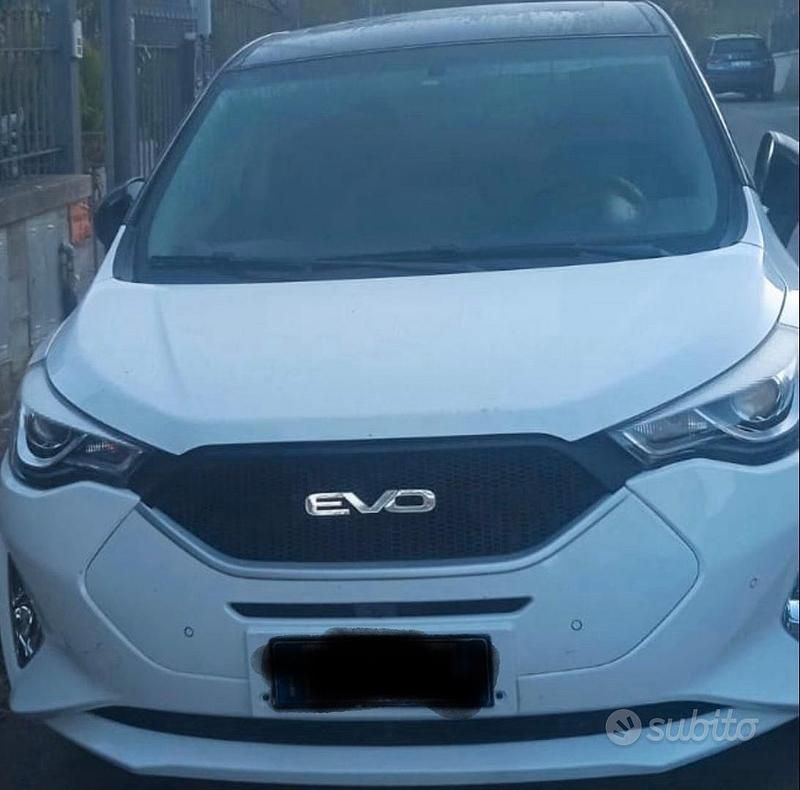 Usata EVO Evo 4 114 CV (83 kW) 2022 Bianco SUV