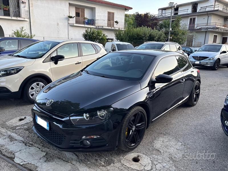 Begagnad VW Scirocco 160 HK (117 kW) 2009 Svart Sportkupé