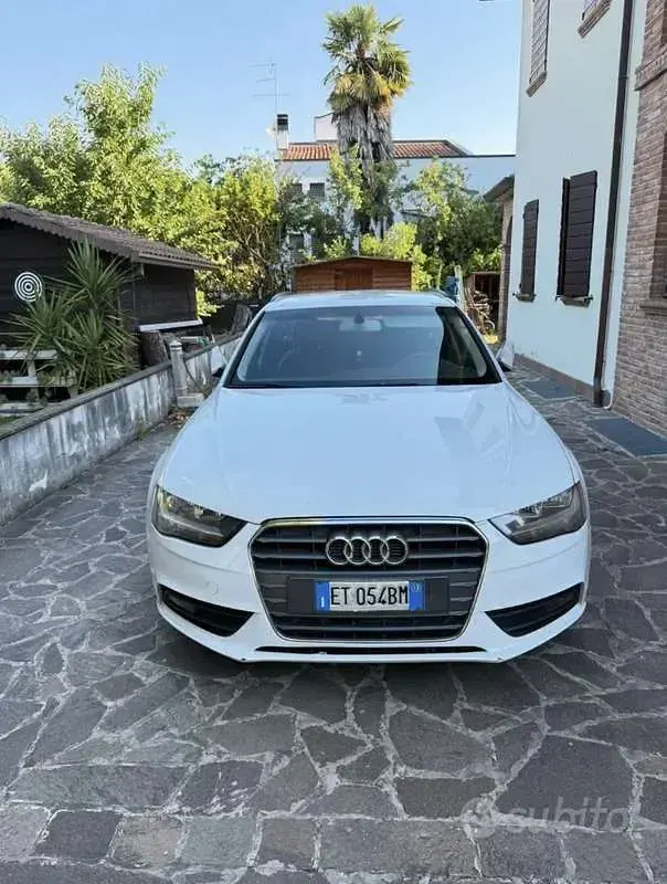 Usata Audi A4 Ambiente 136 CV (100 kW) 2013 Bianco Station wagon