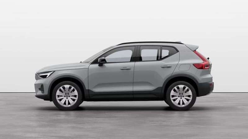 Nuova Volvo EX40 Core 119 kW (163 CV) 2025 Grigio SUV