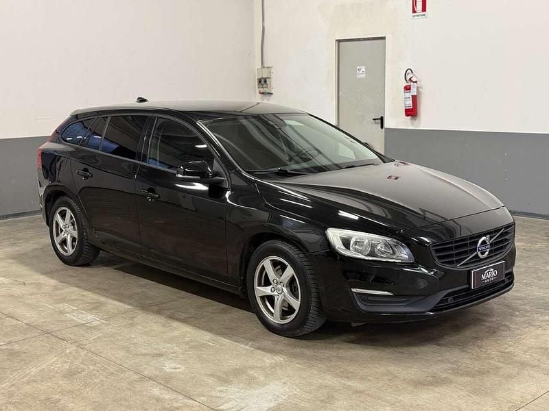 Occasion Volvo V60 Business Edition 120 ch (88 kW) 2017 Noir Break