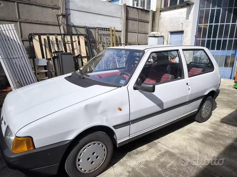 Käytetty Fiat Uno 45 HP (33 kW) 1992 Viistoperä
