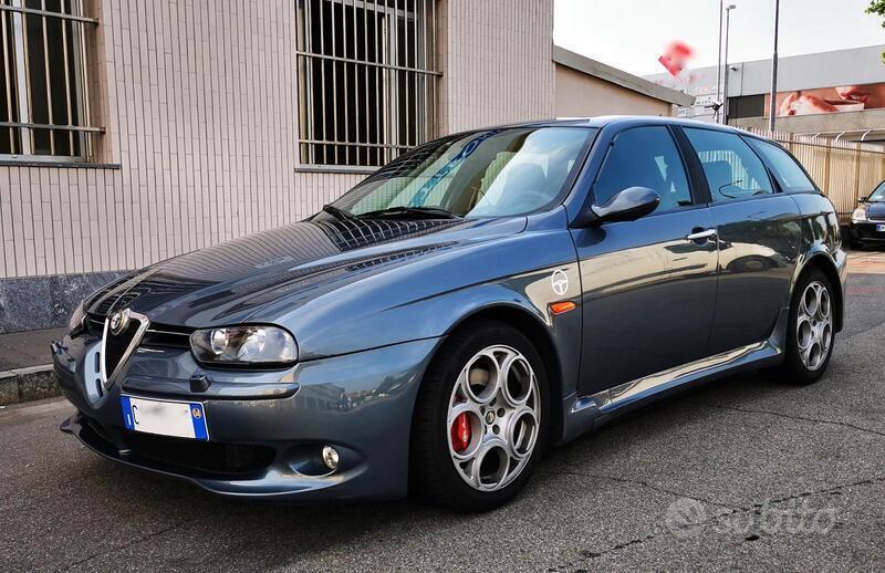 Usato 2004 Alfa Romeo 156 GTA 3.2 Benzin 250 CV (20.000 €)
